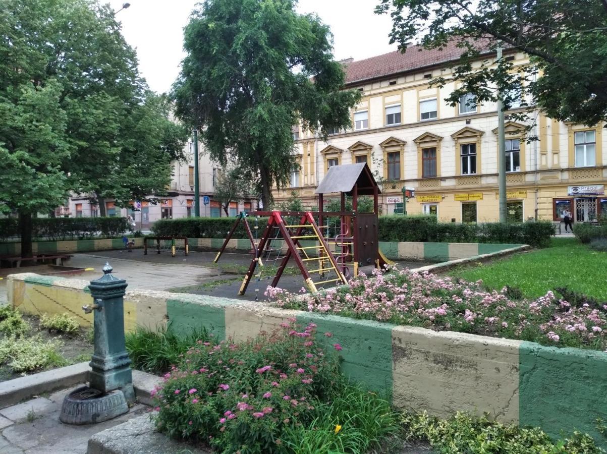 Sarahome2 Szegedin Exterior foto